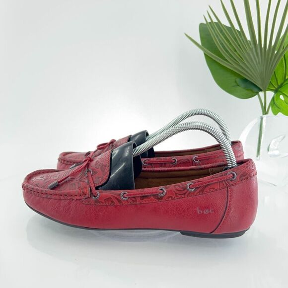 Born BOC Women Carolann Loafer Size 10 Flat Slip On Boat Shoe Moc Toe Red Vegan - Picture 6 of 13